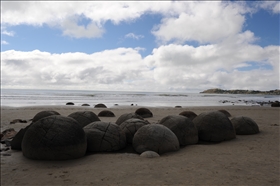 Moeraki Boulders